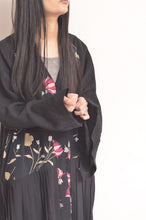 Load image into Gallery viewer, PLEATS C/D BLACK_002