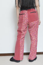 Load image into Gallery viewer, FLARED FLORAL PT 01 / ASS_B