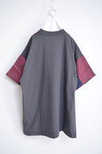 Load image into Gallery viewer, PAISLEY TEE / A