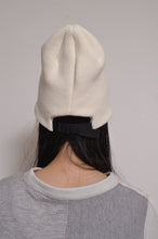Load image into Gallery viewer, KNIT ADJUST CAP/OFF WHITE