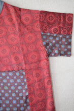 Load image into Gallery viewer, PAISLEY TEE /B