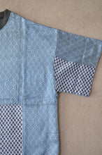 Load image into Gallery viewer, PAISLEY TEE / B