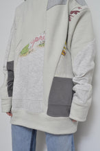 Load image into Gallery viewer, CUT AND CONNECTED BACKPILE HOODIE / GRAY