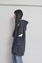 Load image into Gallery viewer, CUT AND CONNECTED BACKPILE HOODIE / DARK