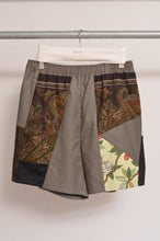 Load image into Gallery viewer, CUT AND CONNECTED C/C/L SHORTS /KHAKI