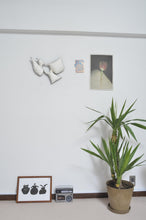 Load image into Gallery viewer, SCARF CUSHION FLAME/PICASSO_05