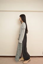 Load image into Gallery viewer, FLORAL W SLEEVE OP