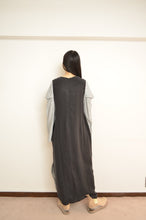 Load image into Gallery viewer, FLORAL W SLEEVE OP