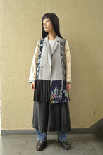 Load image into Gallery viewer, PLEATS JK (LGRAY/CAT_00)