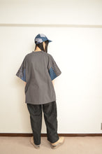 Load image into Gallery viewer, PAISLEY TEE