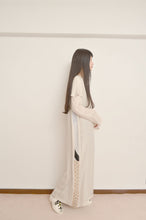 Load image into Gallery viewer, LINE W SLEEVE OP