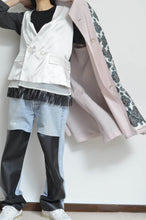 Load image into Gallery viewer, SCARF-LINED TRENCH COAT/PINK/01
