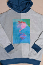 Load image into Gallery viewer, your right things in 代官山 蔦屋書店 出品中〜11/3まで:TWO-TONE HOODIE_BLUE/GREEN print/02 size
