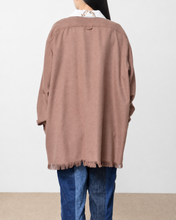 画像をギャラリービューアに読み込む, Tablecloth collar fringe shirt / bishu wool_A
