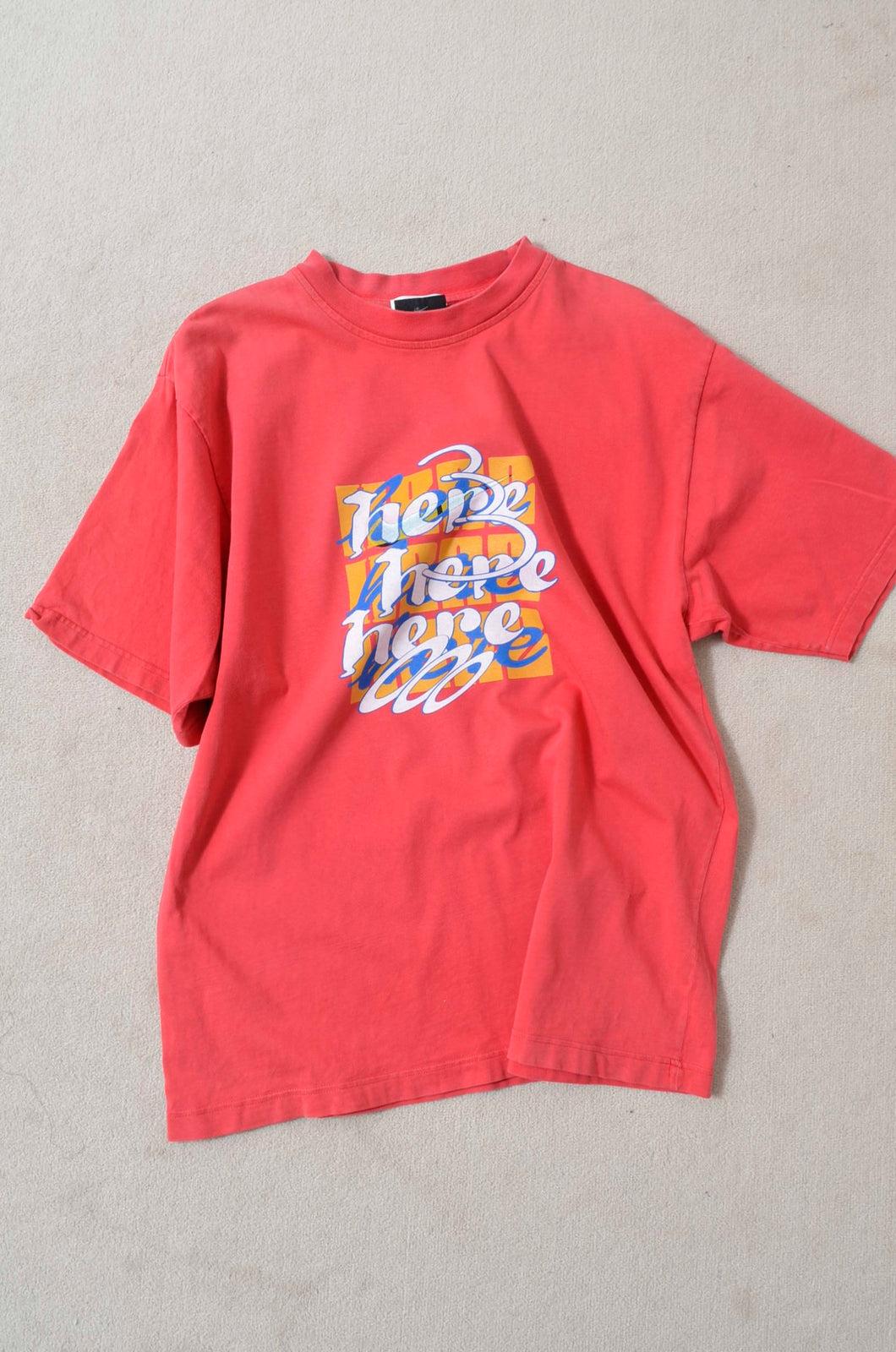 here 3rd Anniversary special T-SHIRTS<NIKE RED>