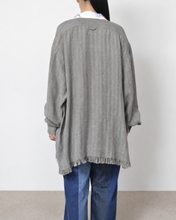 画像をギャラリービューアに読み込む, Tablecloth collar fringe shirt / linen herringbone_B

