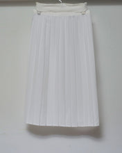 Load image into Gallery viewer, PLEATED WRAP SK_WHITE
