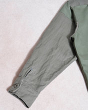 Load image into Gallery viewer, FRAGMENT MILITARY SHIRT (YIN &amp; YANG SLEEVE)/02 size_B
