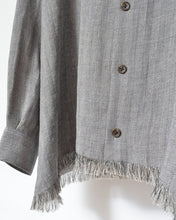 画像をギャラリービューアに読み込む, Tablecloth collar fringe shirt / linen herringbone_B
