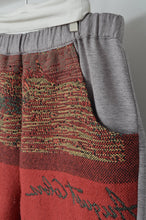 Load image into Gallery viewer, PNK FRINGE RUG SHORTS_02
