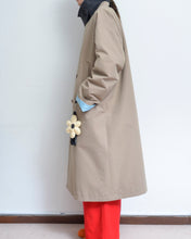 Load image into Gallery viewer, [26-27AW予約アイテム]Flower charm pea coat / peach skin
