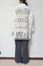 Load image into Gallery viewer, WHT FRINGE RUG L/S SH_02B
