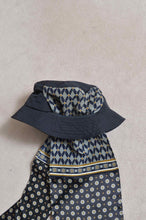 Load image into Gallery viewer, SCARF DROOPY CAP BAGUETTE HAT / BLK
