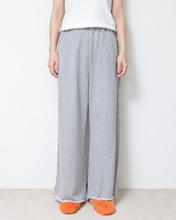 Load image into Gallery viewer, Beaded line flare sweat pants
