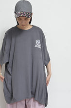 Load image into Gallery viewer, WIDE TEE (SLIT SLEEVE)_C
