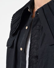 画像をギャラリービューアに読み込む, PLEATED COLLAR SLEEVELESS SHIRT_C
