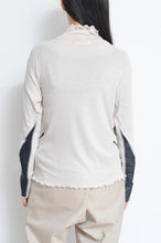 Load image into Gallery viewer, your right things in 代官山 蔦屋書店 出品中〜11/3まで:RIB Hi-NECK T/BEIGE_02
