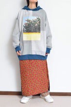 画像をギャラリービューアに読み込む, your right things in 代官山 蔦屋書店 出品中〜11/3まで:TWO-TONE HOODIE_BLUE/YELLOW print/01 size
