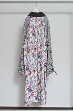 Load image into Gallery viewer, ROBE TRENCH COAT_FLORAL (02/here bespoke)_B
