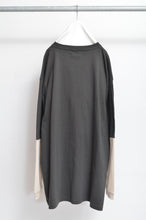 Load image into Gallery viewer, SWITCHING SLEEVE L/S T_ 01 / CHARCOAL/Mi
