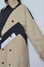 Load image into Gallery viewer, REMIX TRENCH COAT/BEG/02
