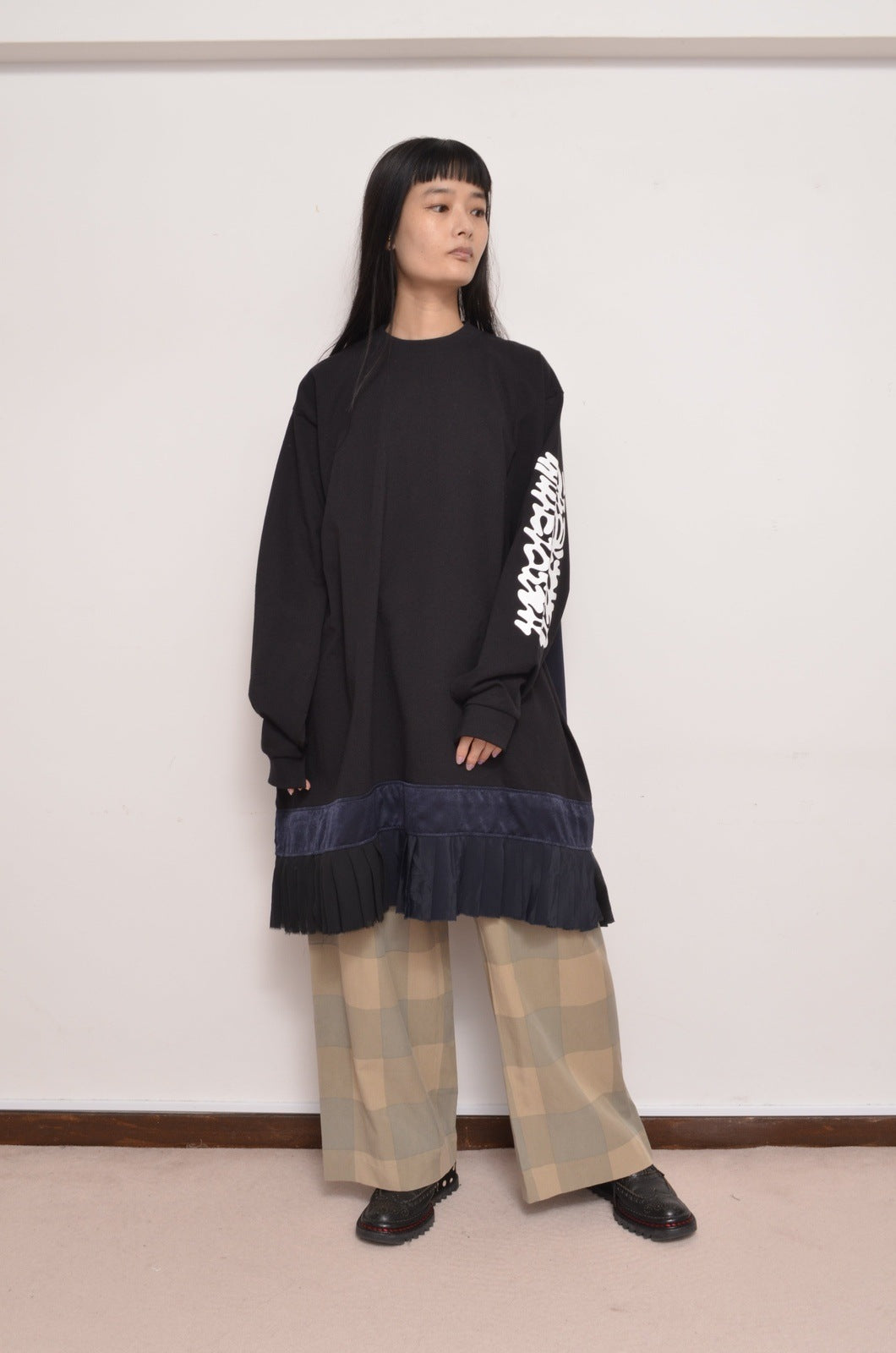 L/ST OP(RYU MIENO) / BLK*Chinese