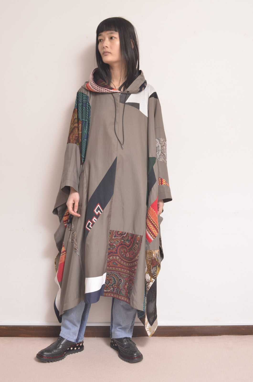 CUT AND CONNECTED C/C/L PONCHO / KHAKI