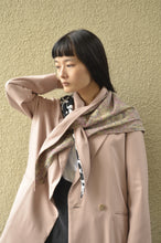 Load image into Gallery viewer, TRIANGLE SHAWL (TWILL)/PINK
